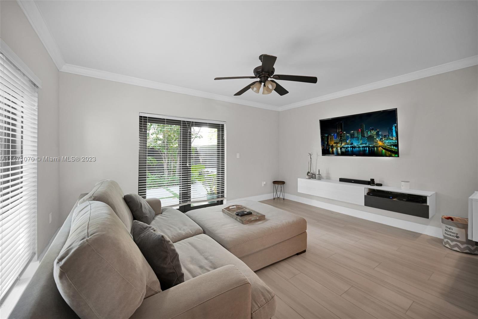 GROVE PARADISE CONDO - Residential