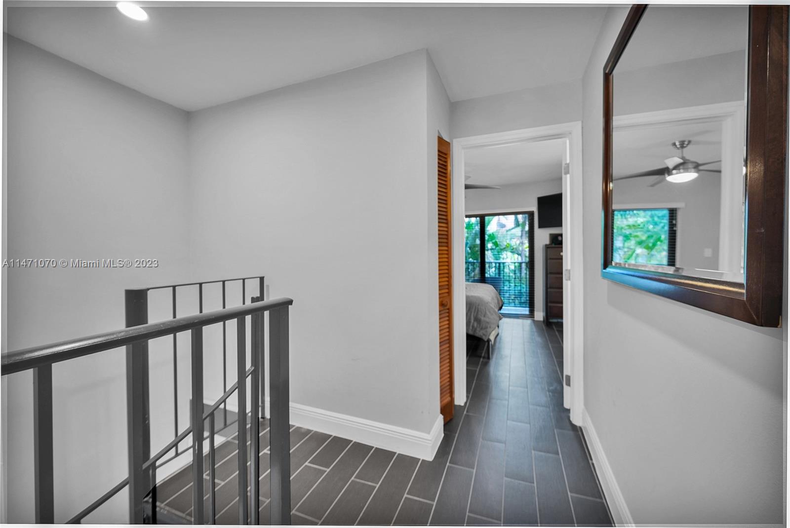 GROVE PARADISE CONDO - Residential