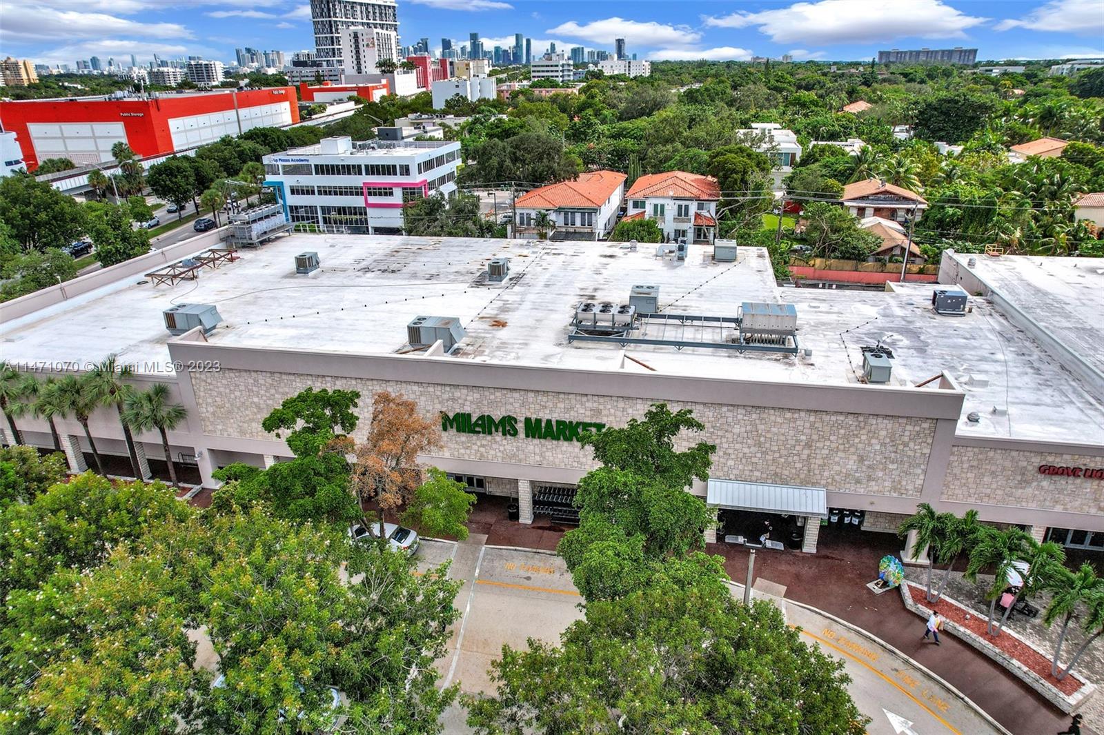 GROVE PARADISE CONDO - Residential