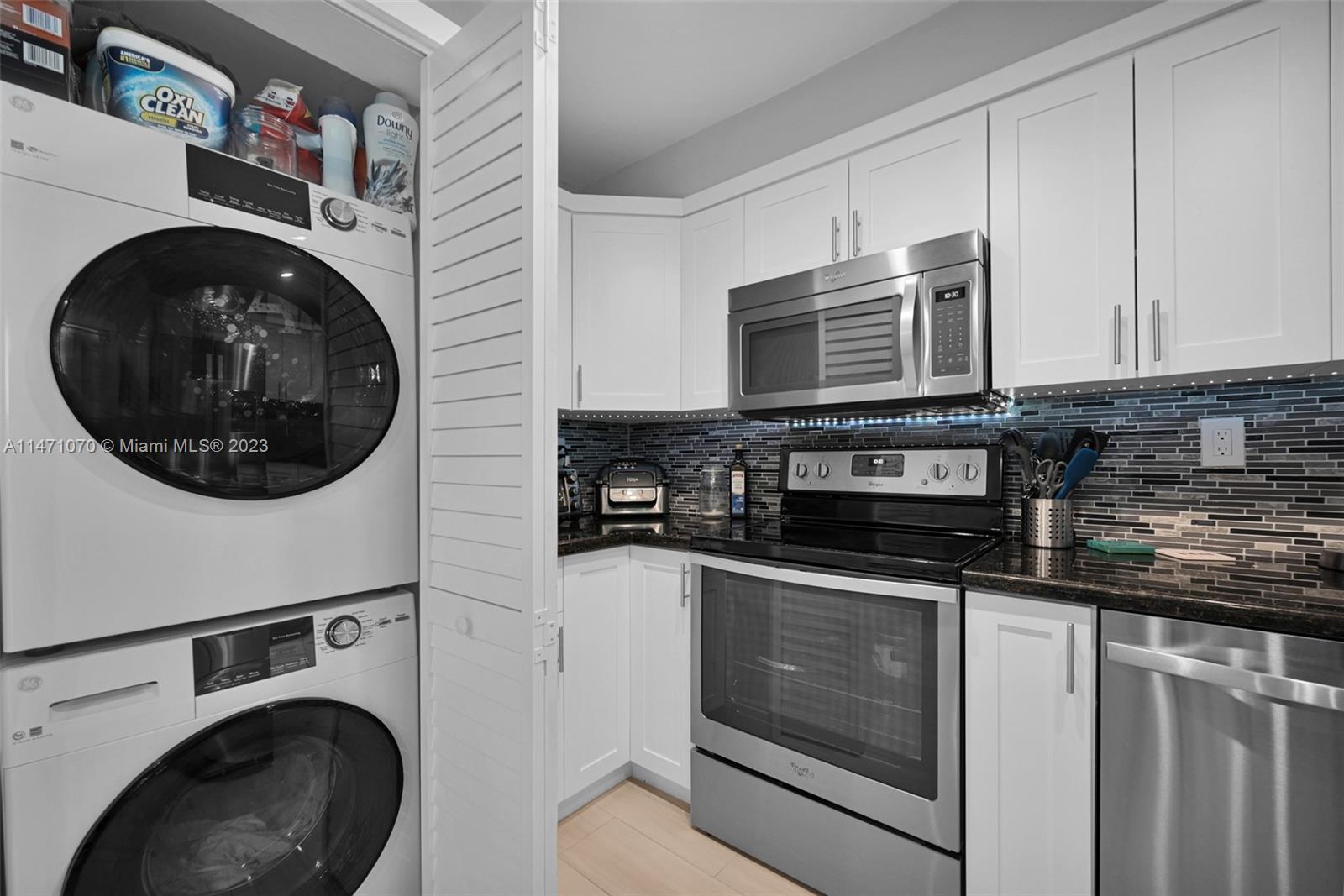 GROVE PARADISE CONDO - Residential