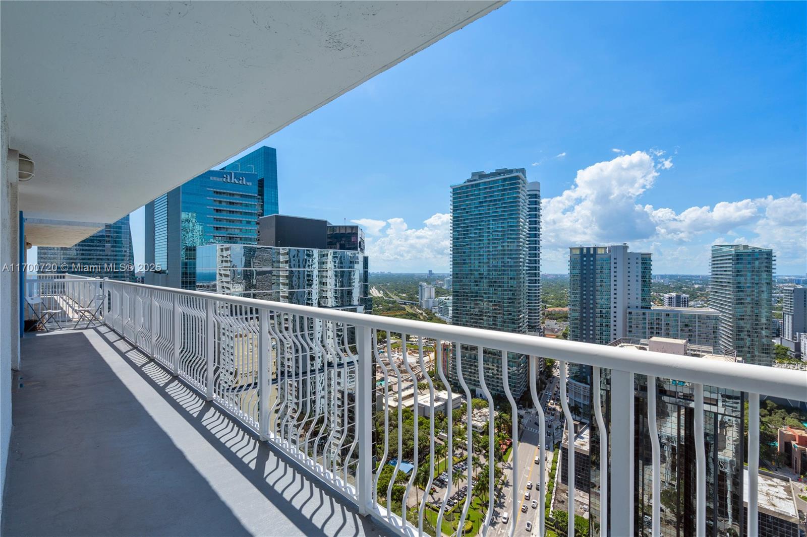 THE CLUB AT BRICKELL BAY - Residential