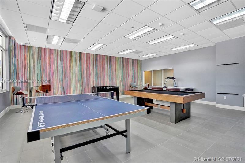 THE CLUB AT BRICKELL BAY - Residential