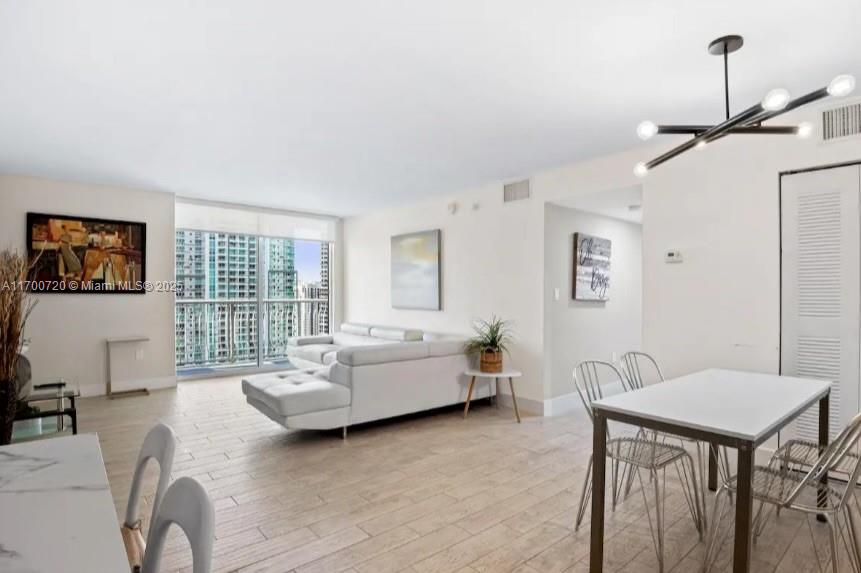 THE CLUB AT BRICKELL BAY - Residential