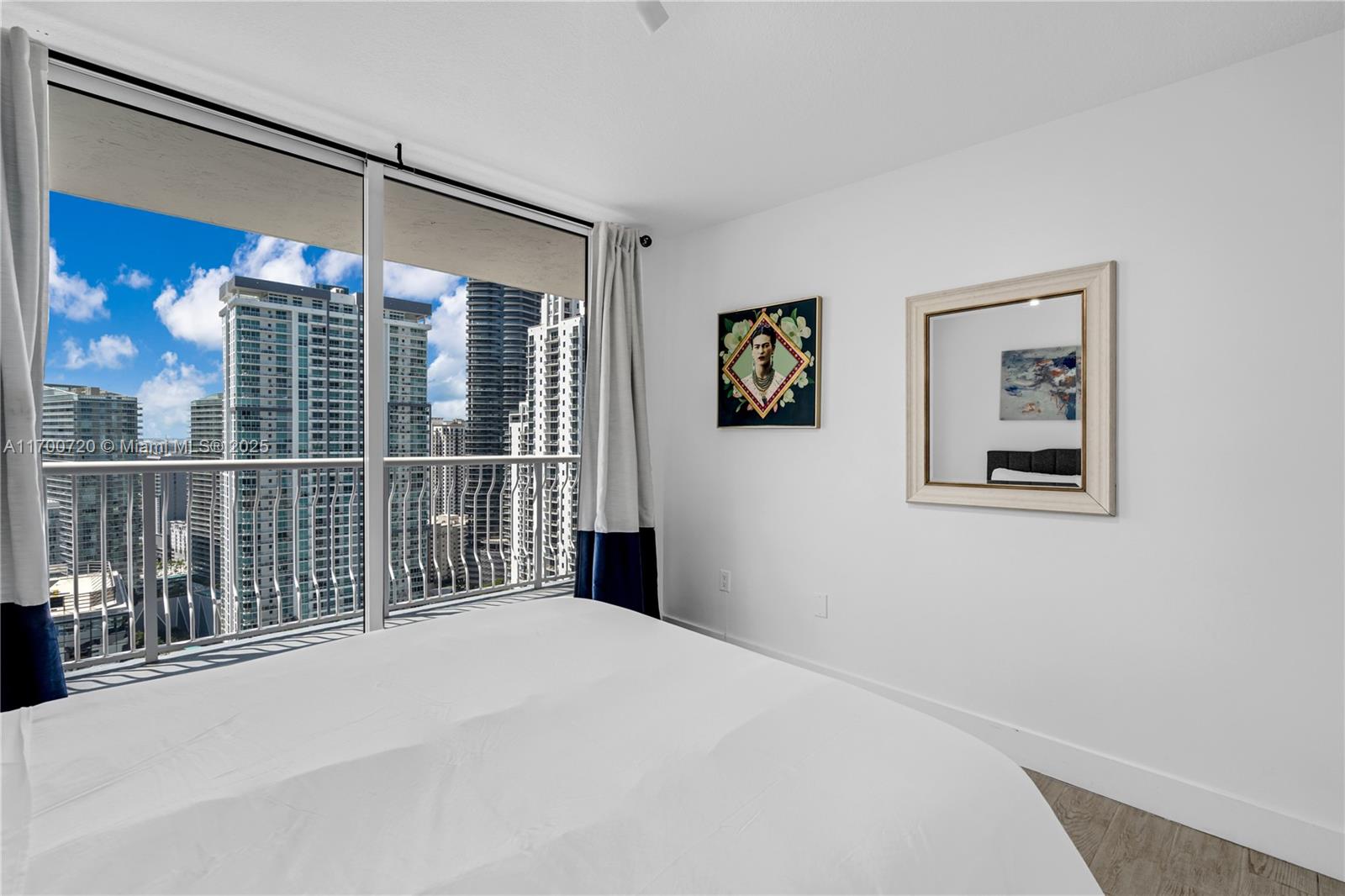 THE CLUB AT BRICKELL BAY - Residential