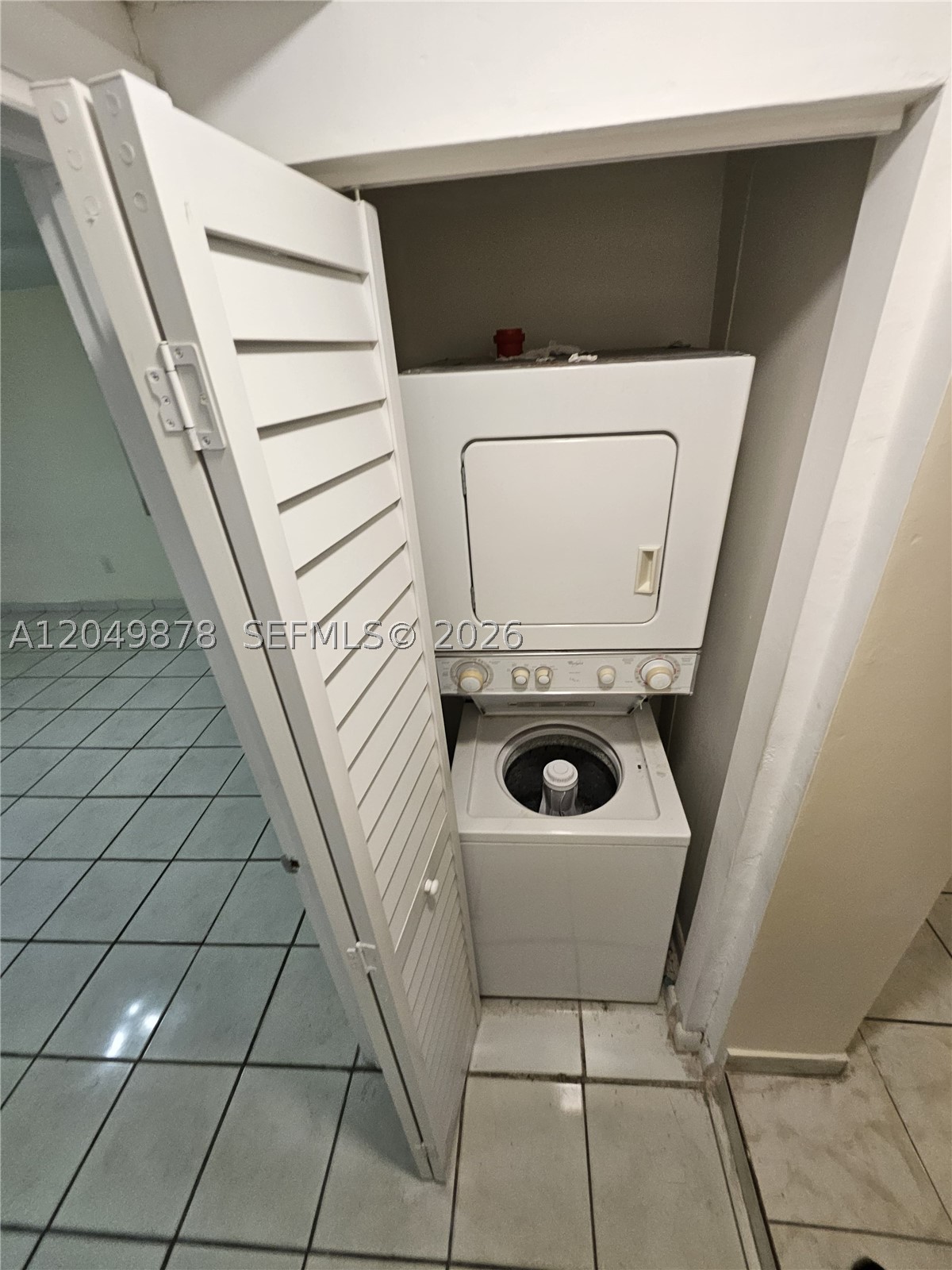 HILAH PARK - Residential Lease