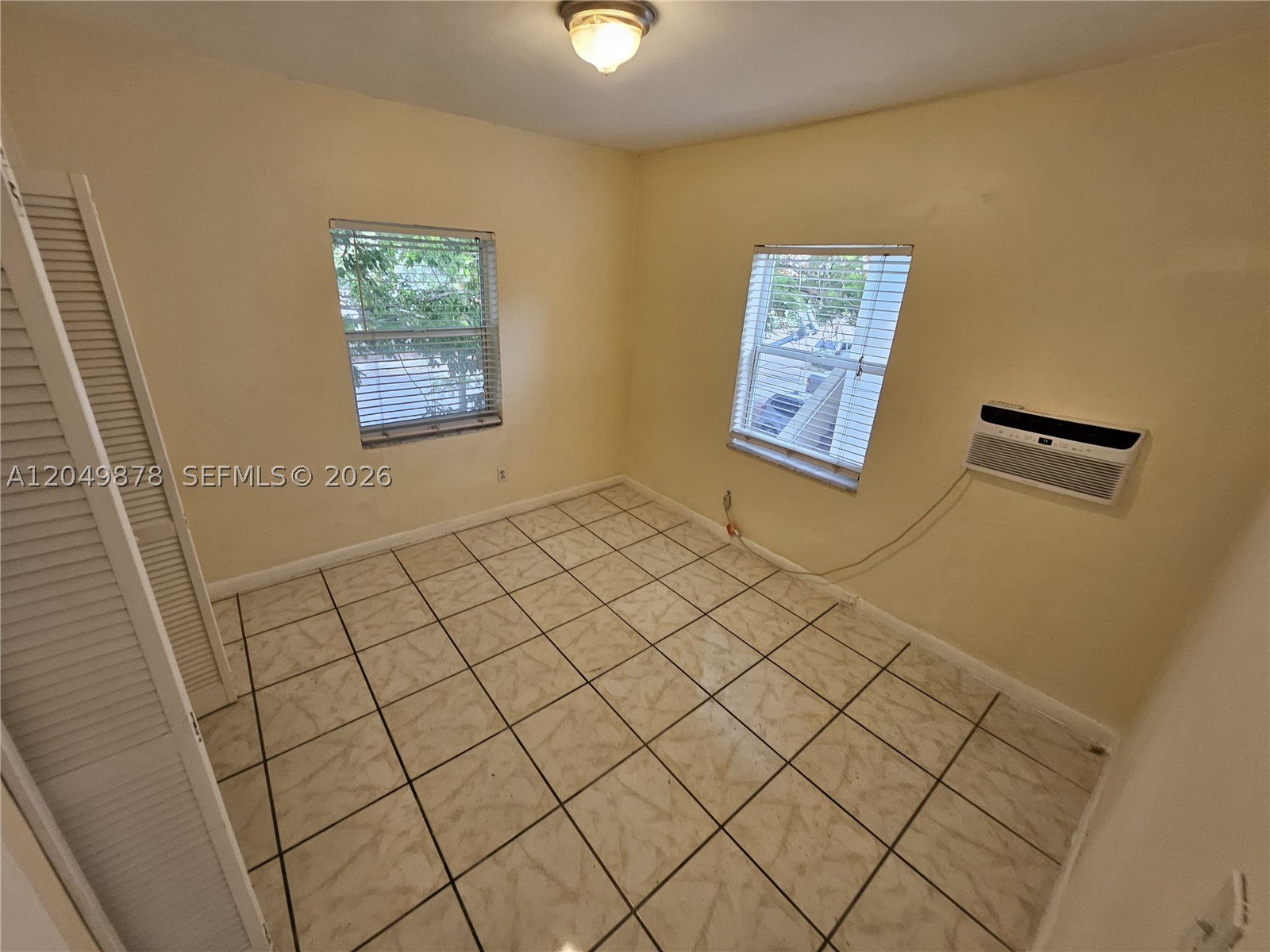 HILAH PARK - Residential Lease