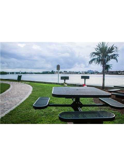 PORTO BELLAGIO CONDO - Residential Lease