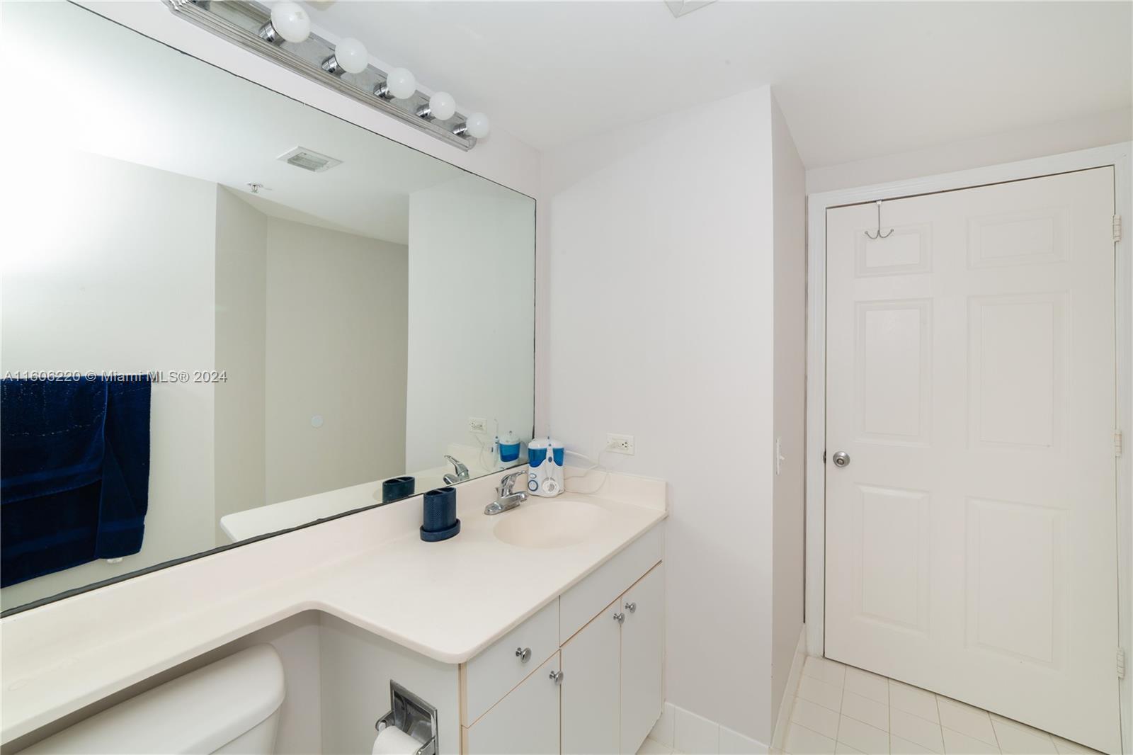 PORTO BELLAGIO CONDO - Residential Lease