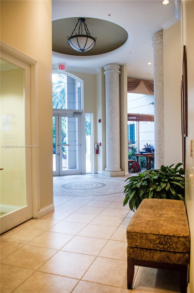 PORTO BELLAGIO CONDO - Residential Lease