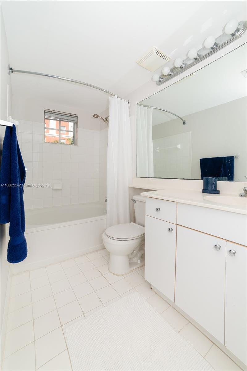 PORTO BELLAGIO CONDO - Residential Lease