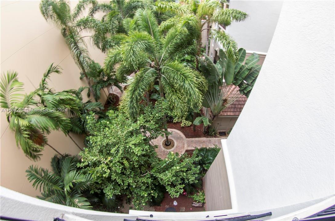 PORTO BELLAGIO CONDO - Residential Lease