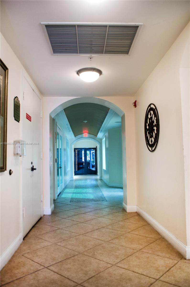 PORTO BELLAGIO CONDO - Residential Lease