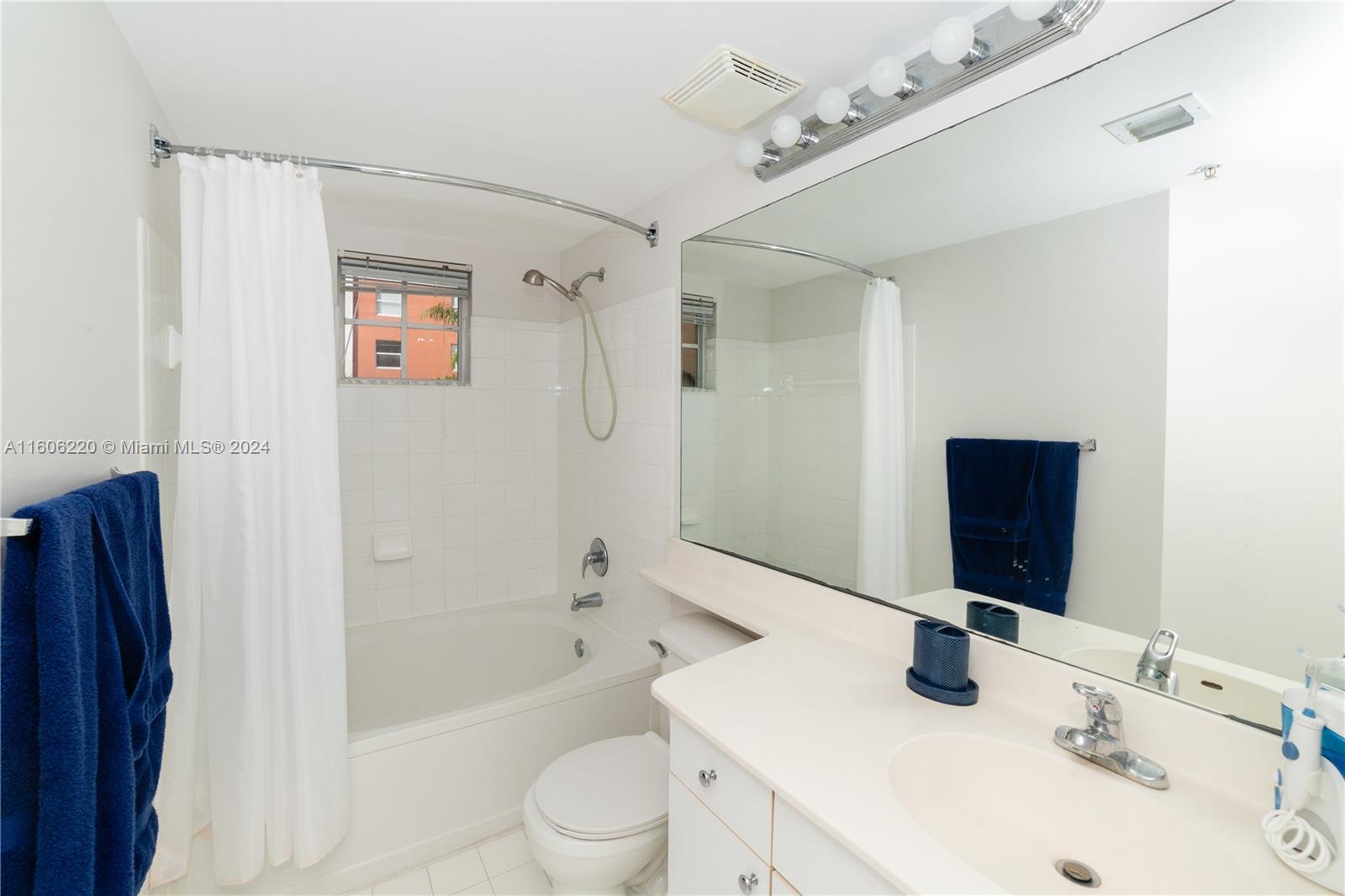 PORTO BELLAGIO CONDO - Residential Lease