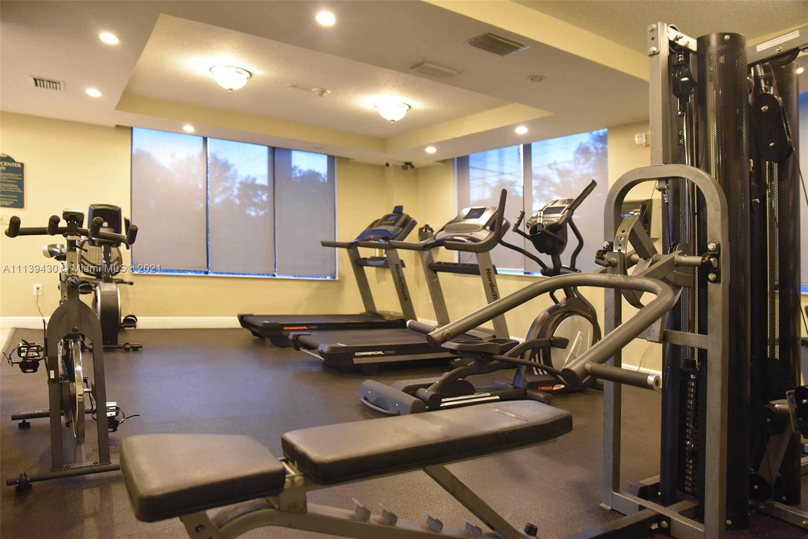 KEYSTONE VILLAS CONDO - Residential Lease