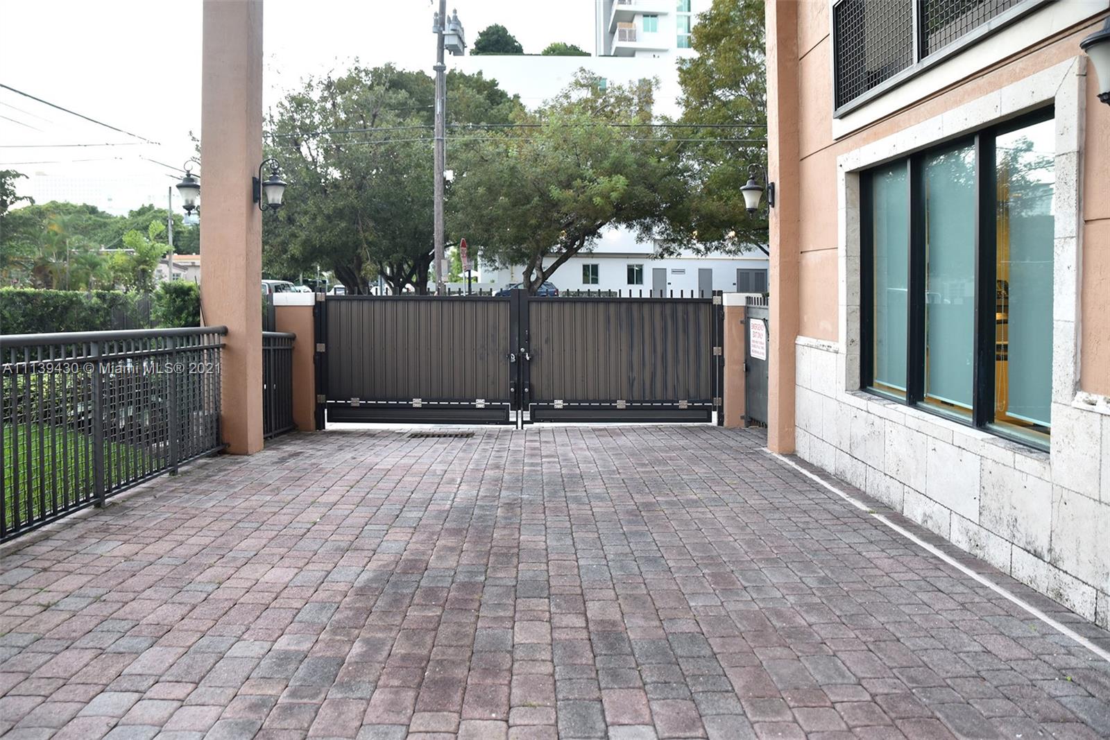 KEYSTONE VILLAS CONDO - Residential Lease