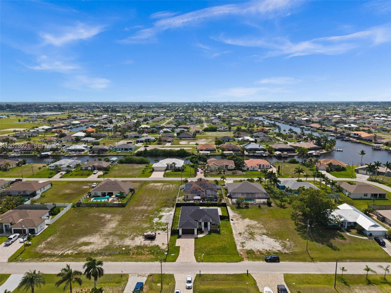 CAPE CORAL - Residential