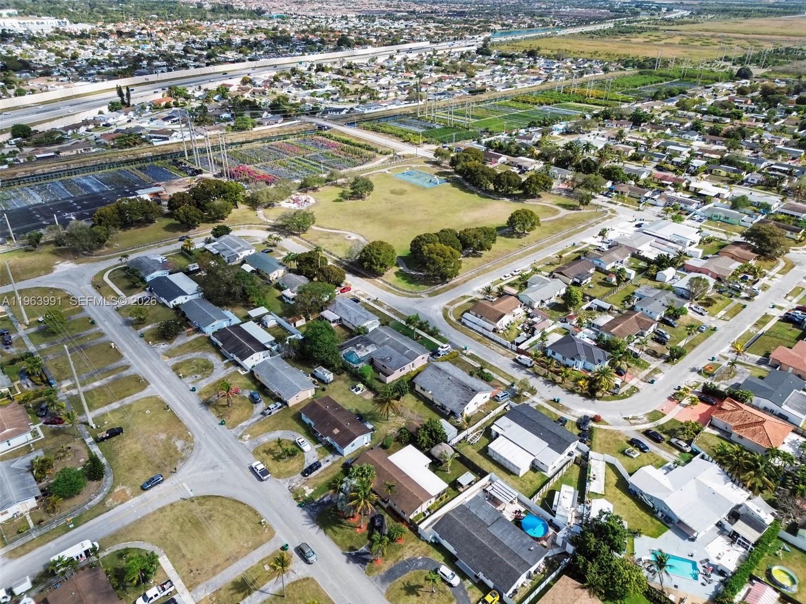 MEADOW WOOD MANOR SEC I - Residential