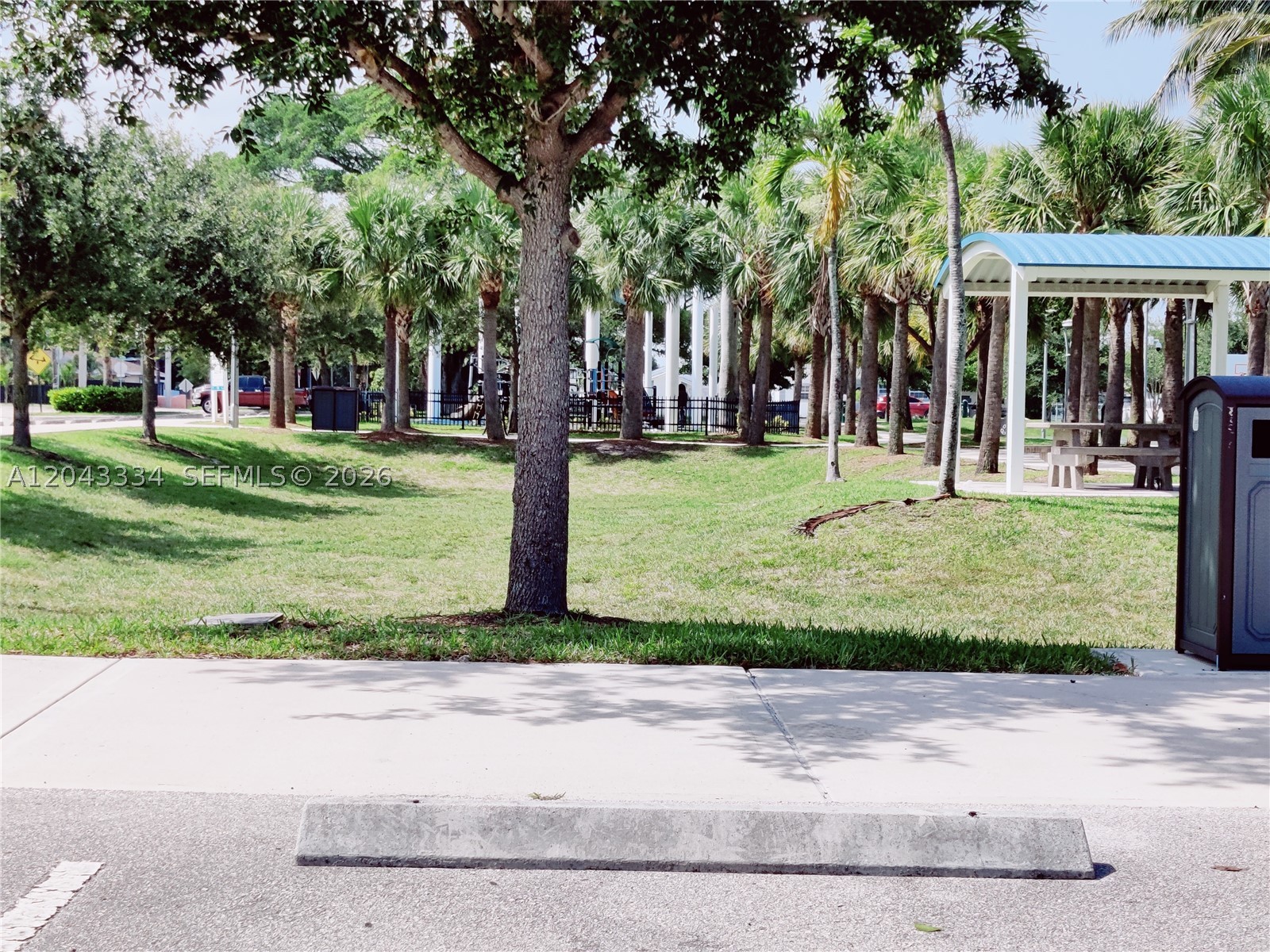 GRANT PARK - Residential
