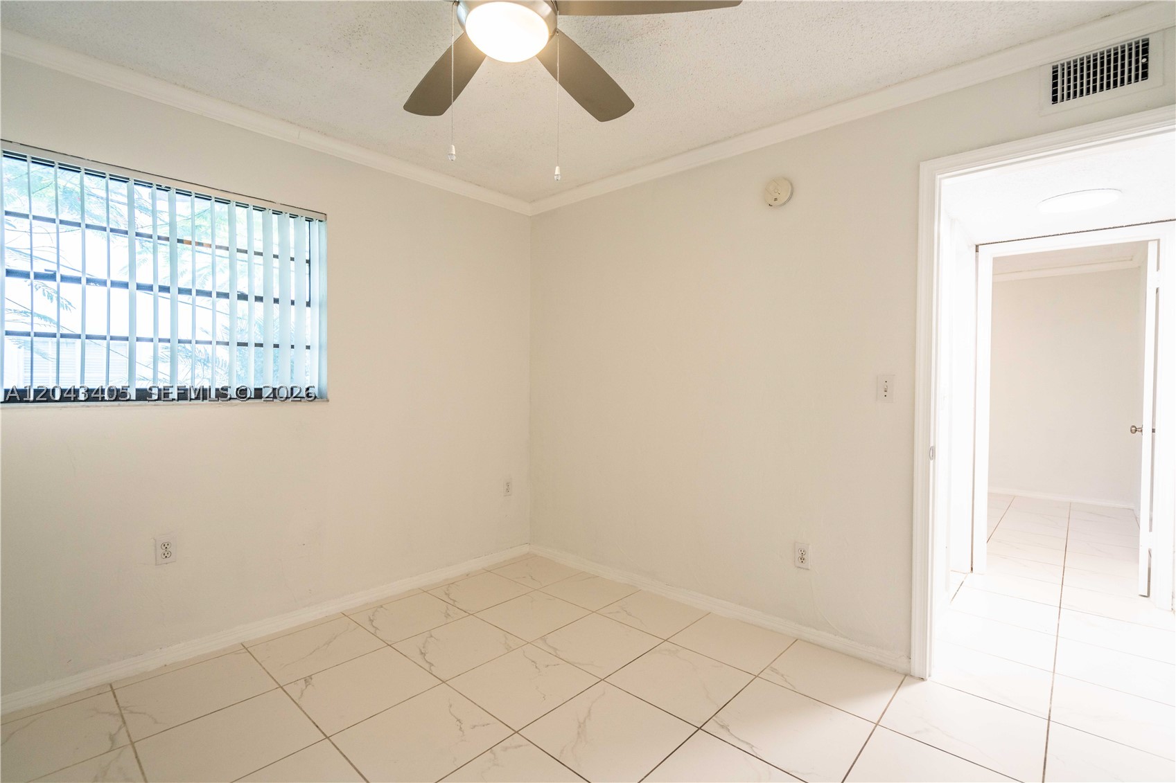 CHATEAU GROVE CONDO - Residential Lease