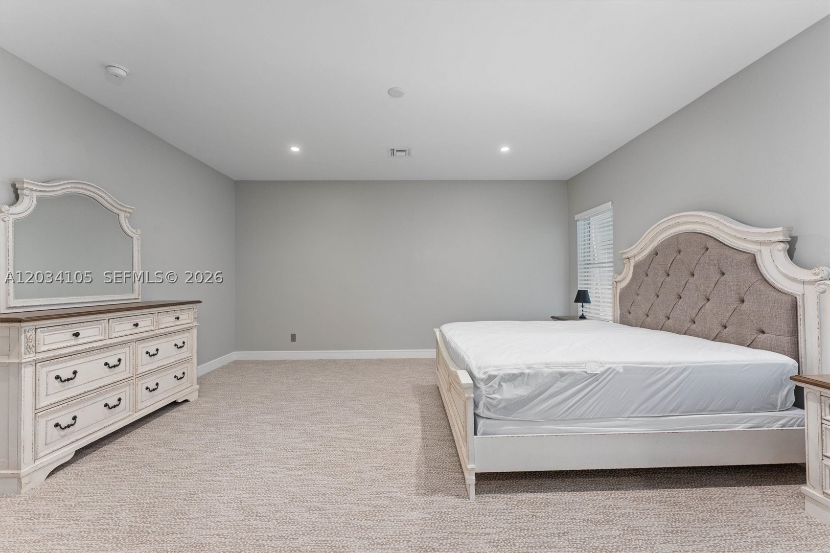 HILLSBORO ISLES - Residential Income