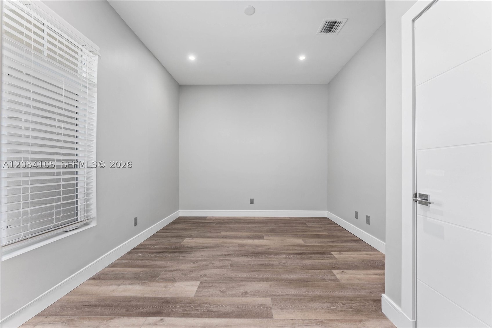 HILLSBORO ISLES - Residential Income