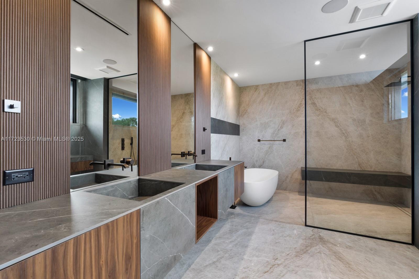 CHAPMAN GLEN - Residential