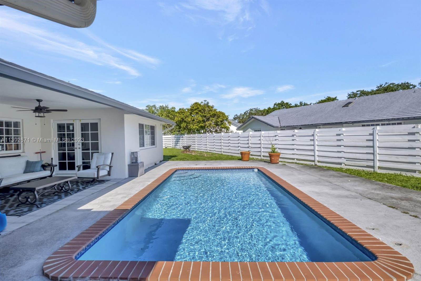 COUNTRY WALK SEC 5 REPLT - Residential
