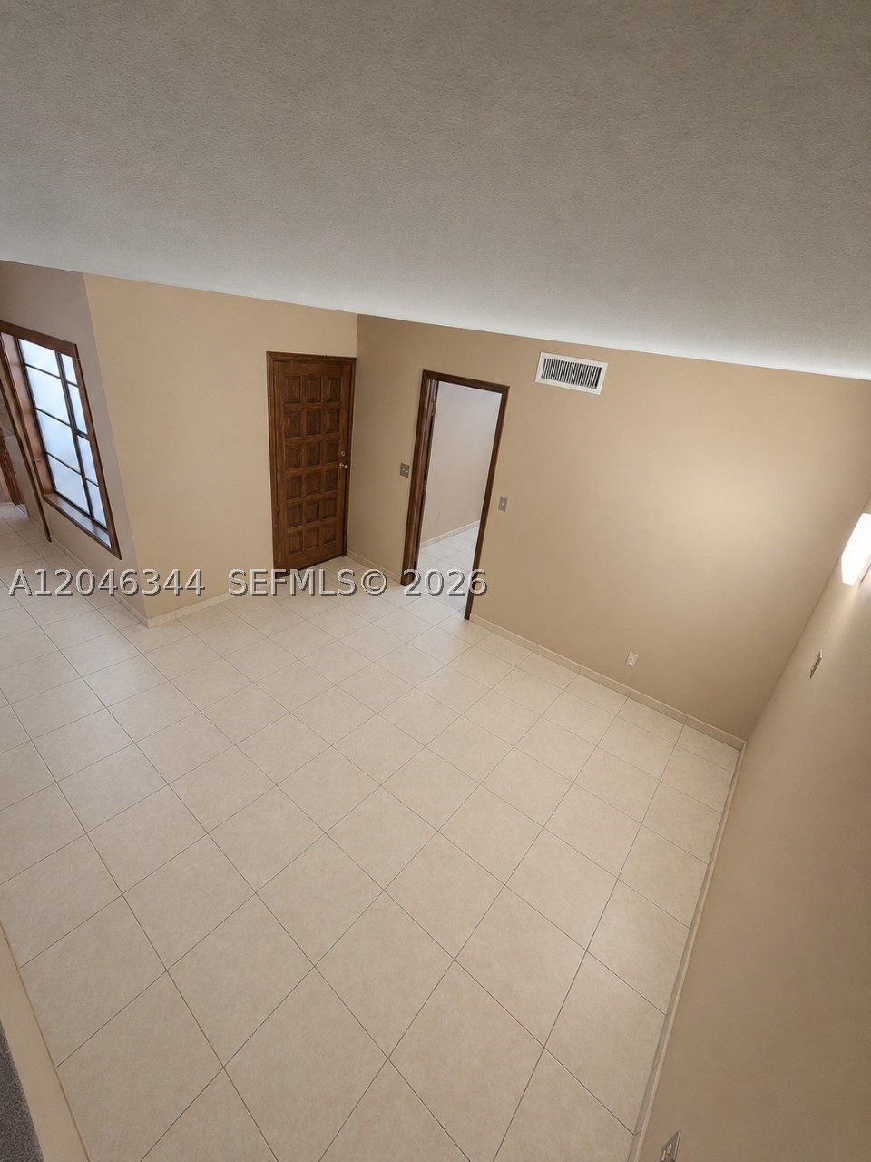 VILLAS AT SAMARI LAKE - Residential