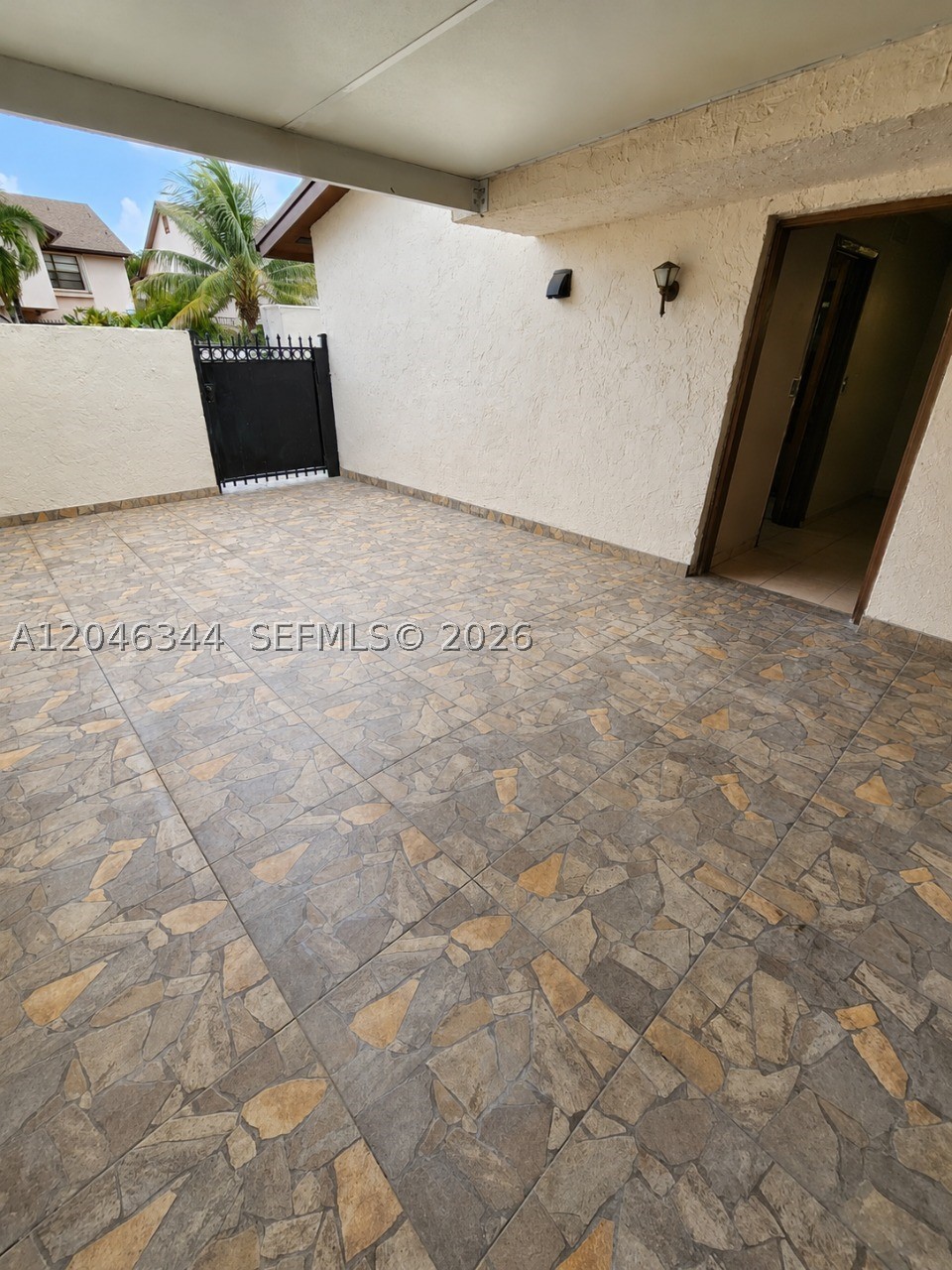 VILLAS AT SAMARI LAKE - Residential