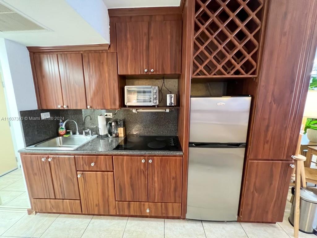 THE AVENTURA BEACH CLUB C - Residential
