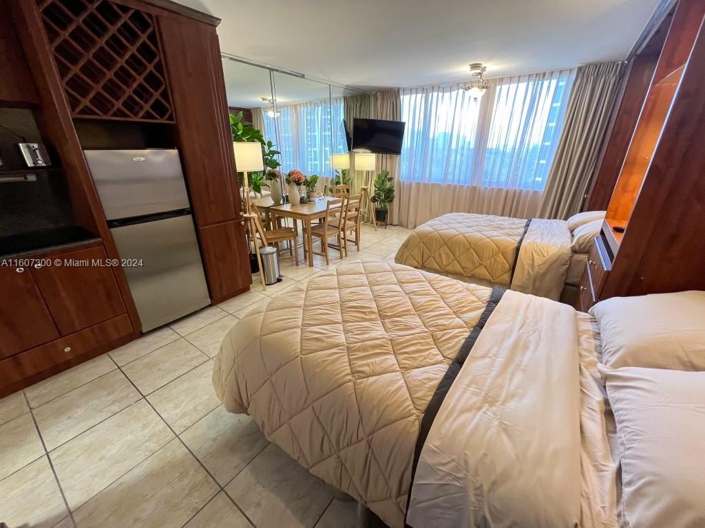 THE AVENTURA BEACH CLUB C - Residential