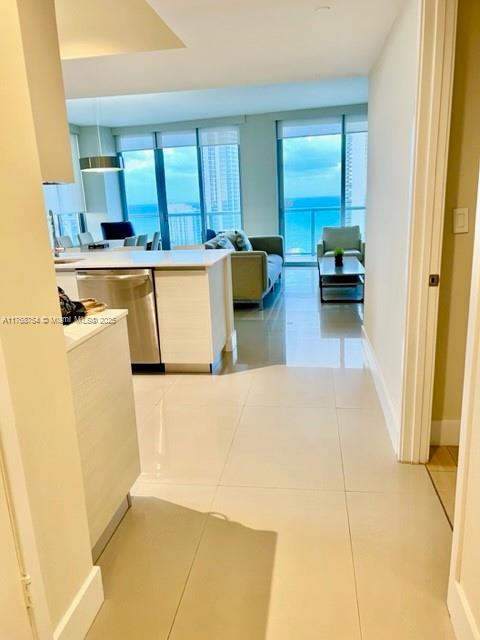 BEACHWALK CONDOMINIUM - Residential