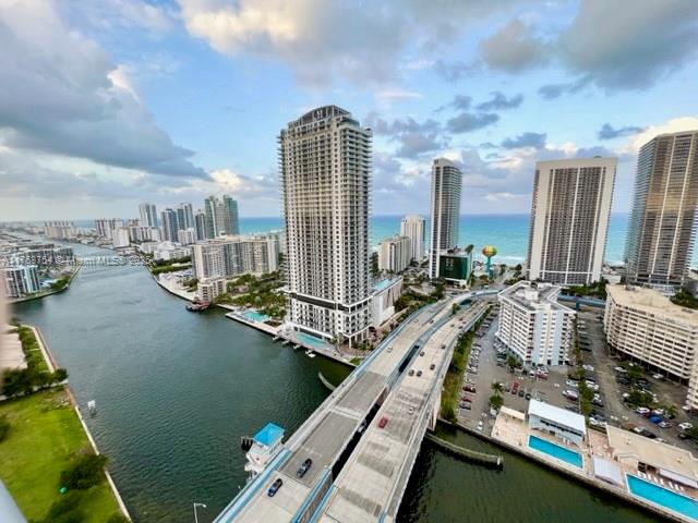 BEACHWALK CONDOMINIUM - Residential