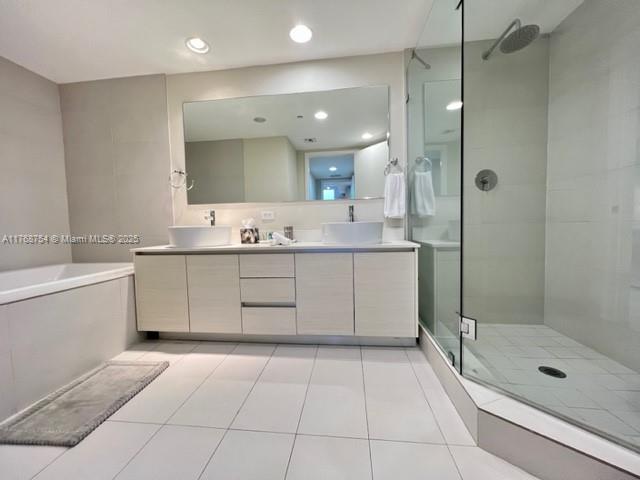 BEACHWALK CONDOMINIUM - Residential