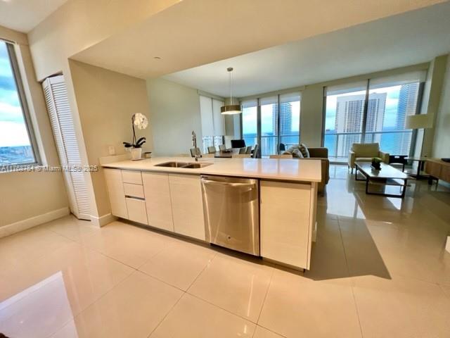 BEACHWALK CONDOMINIUM - Residential