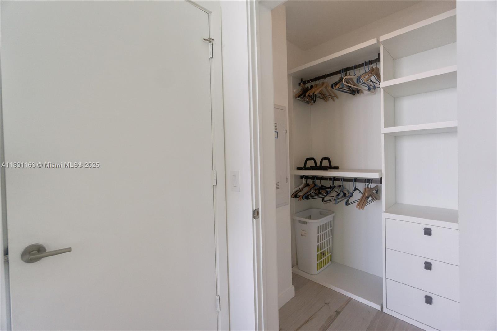 GRAN PARAISO CONDO - Residential