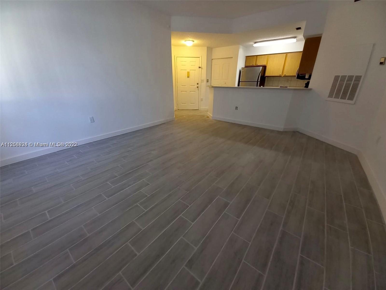 MARINA OAKS CONDO - Residential Lease