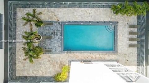 LINCOLN PLACE RESIDENCES - Residential Lease