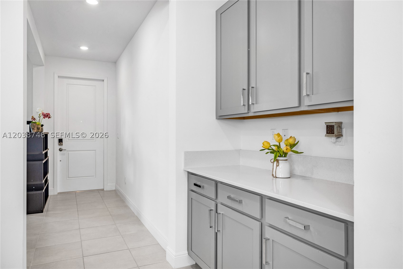 CRYSTAL LAKE 1ST SEC - Residential