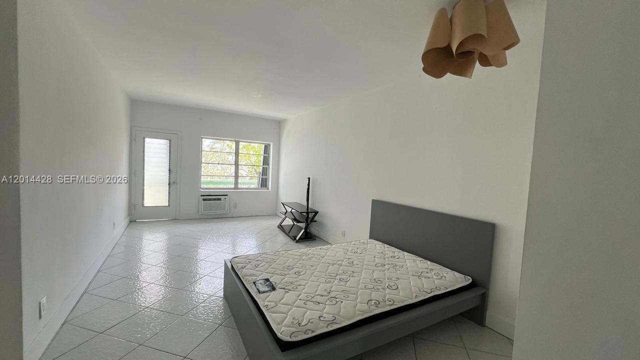 BROADWATER BEACH ARMS I C - Residential