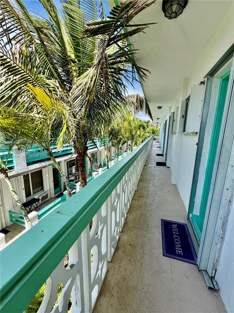 BROADWATER BEACH ARMS I C - Residential