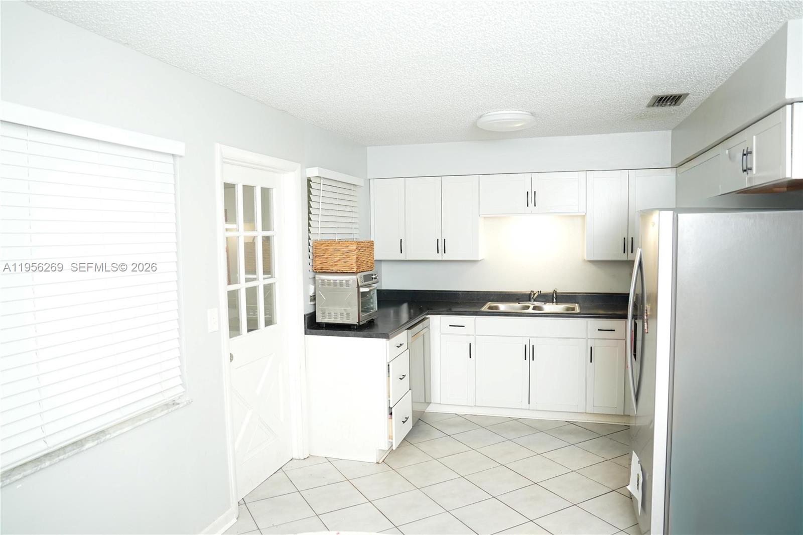 SEBASTIAN HIGHLANDS UNIT - Residential