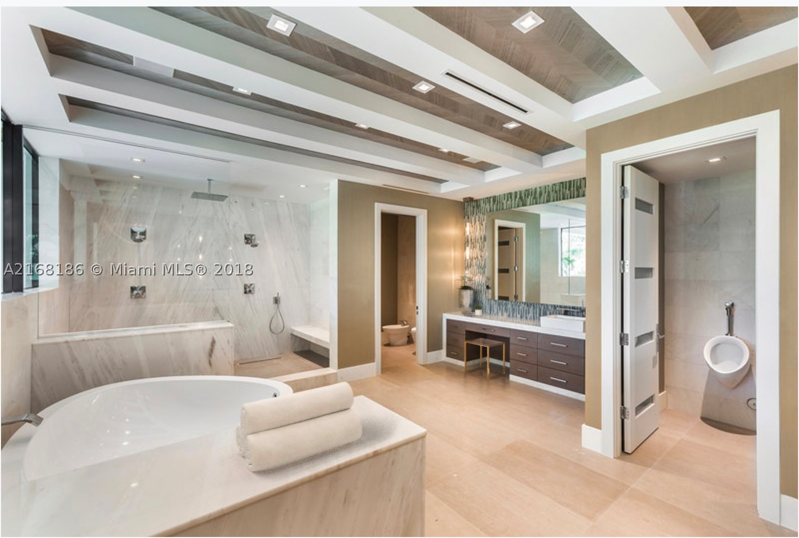 HELMS COUNTRY ESTS ADDN - Residential