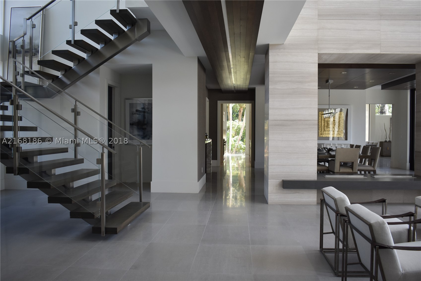 HELMS COUNTRY ESTS ADDN - Residential