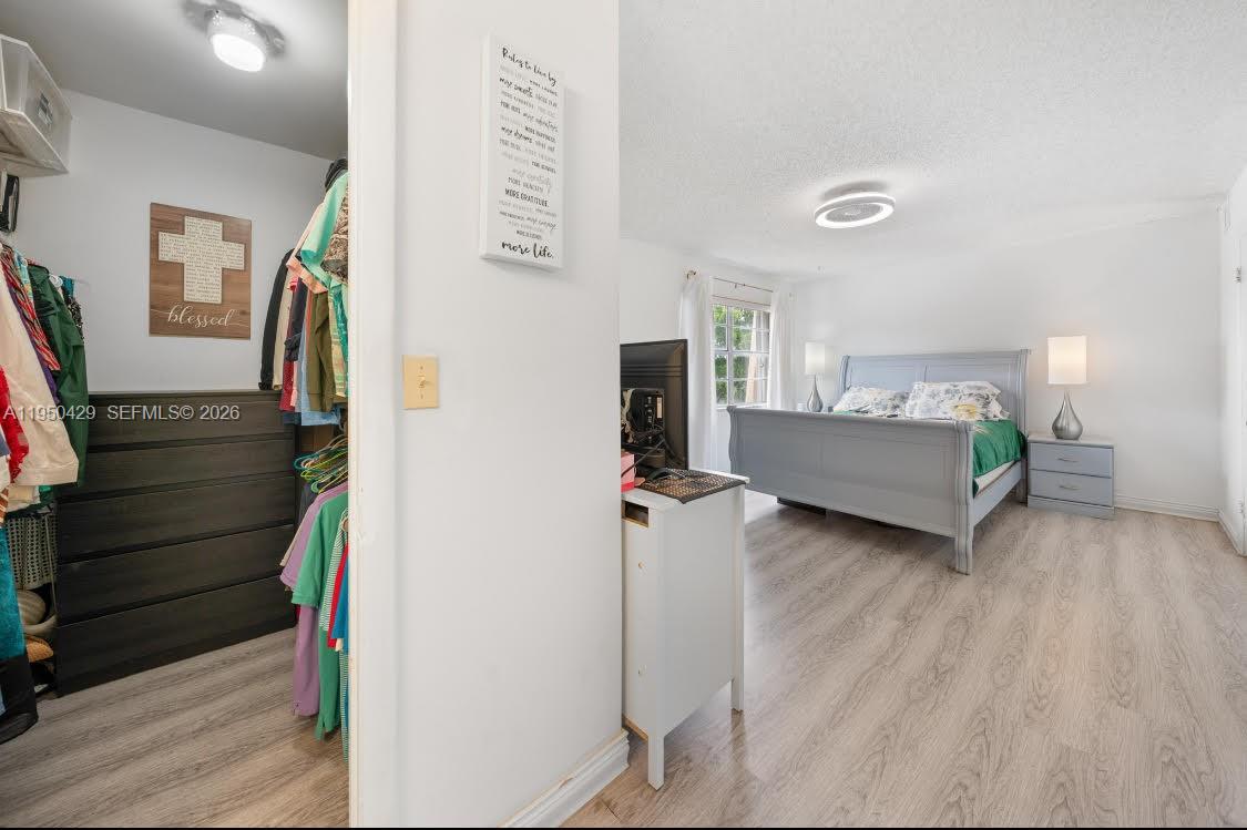 WELLEBY TOWNHOME 1 CONDO - Residential