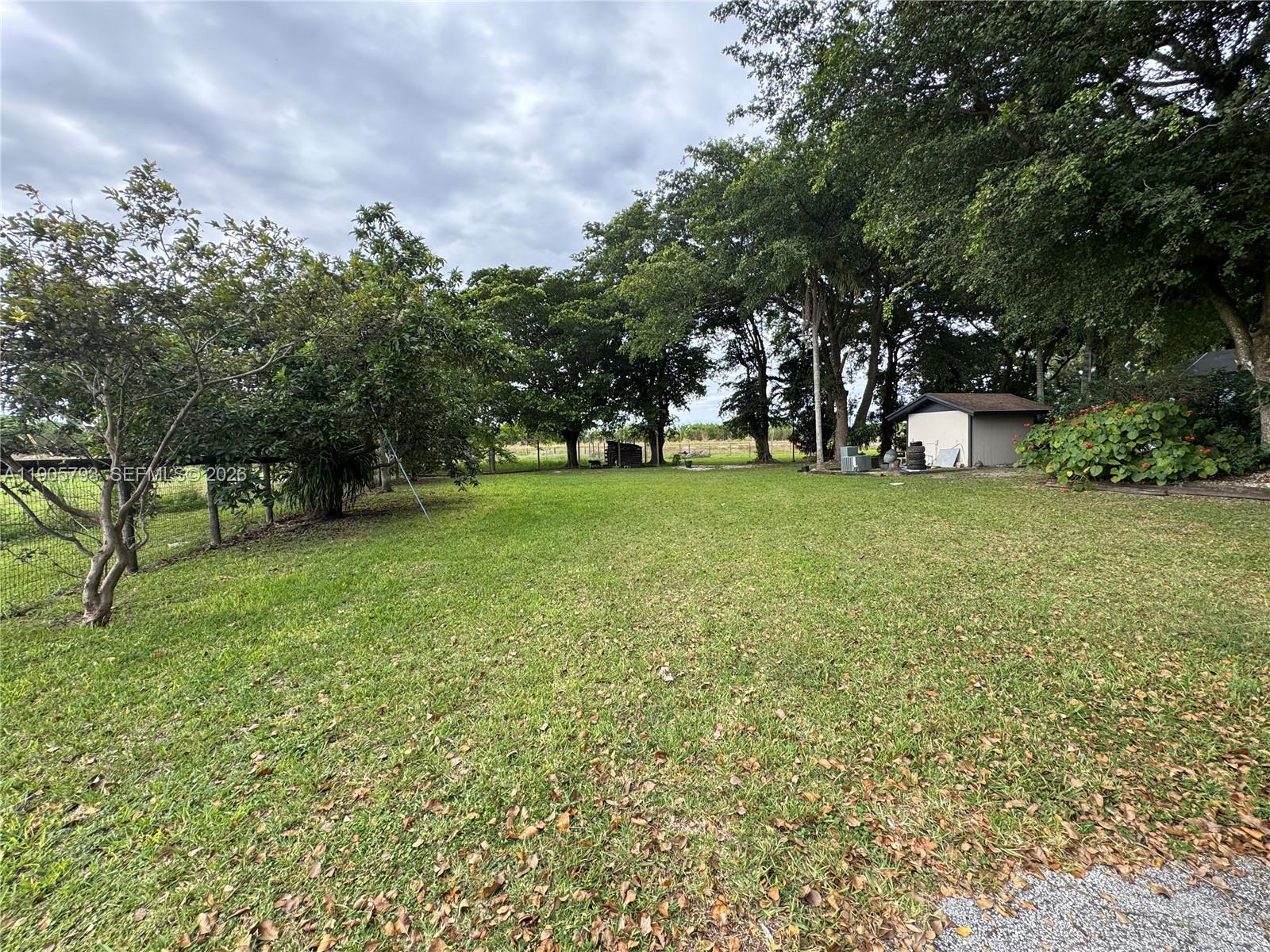 REDLANDS - Residential