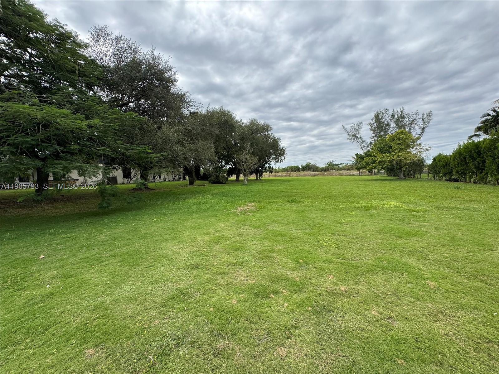 REDLANDS - Residential