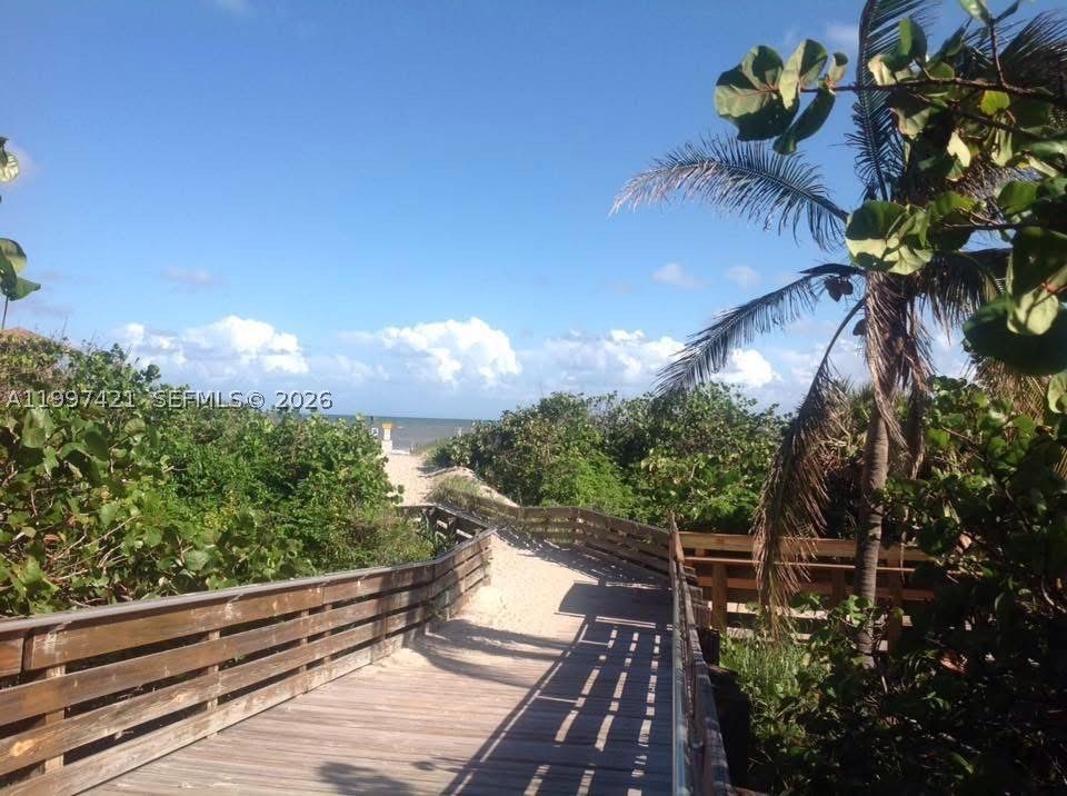 SURFSIDE UNIT 1 SUBDIVISI - Residential