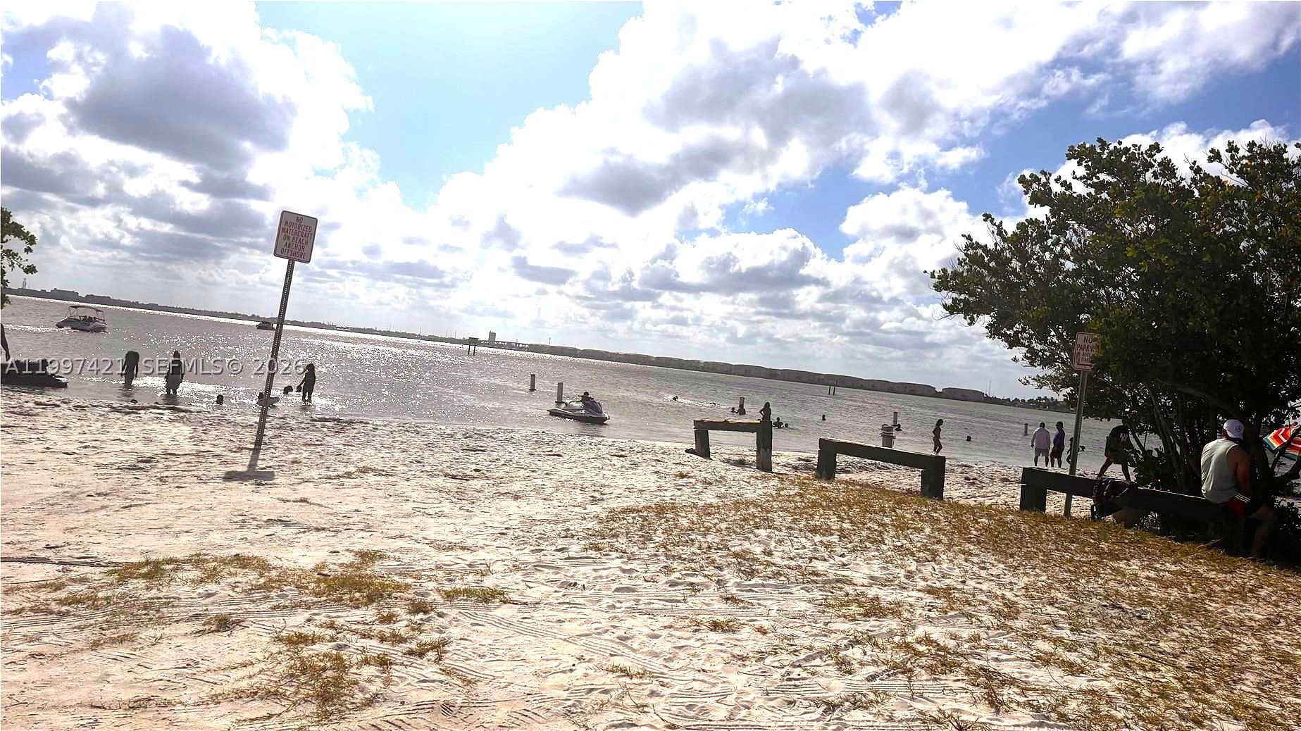 SURFSIDE UNIT 1 SUBDIVISI - Residential