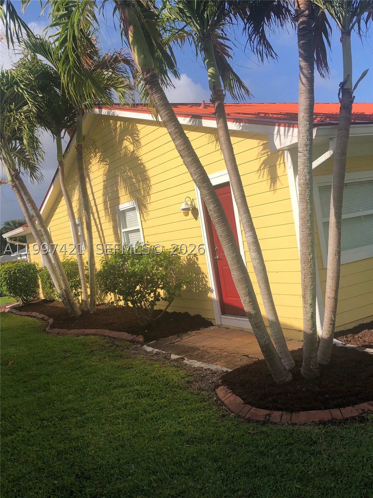 SURFSIDE UNIT 1 SUBDIVISI - Residential